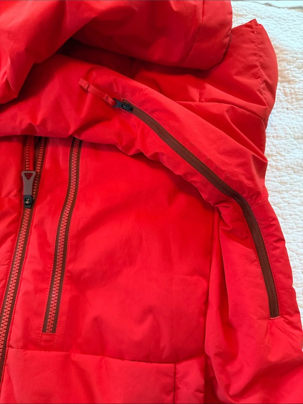The North Face Men's Bright Red Hooded Down filled Puffer Jacket